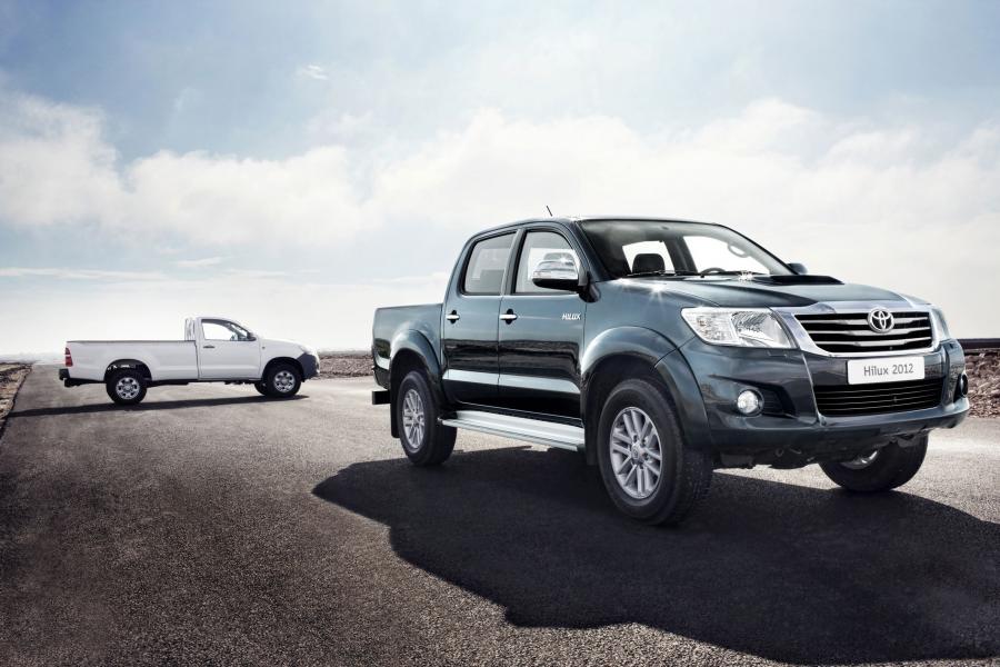  Toyota Hilux 2012 года  (фото 6 из 38)